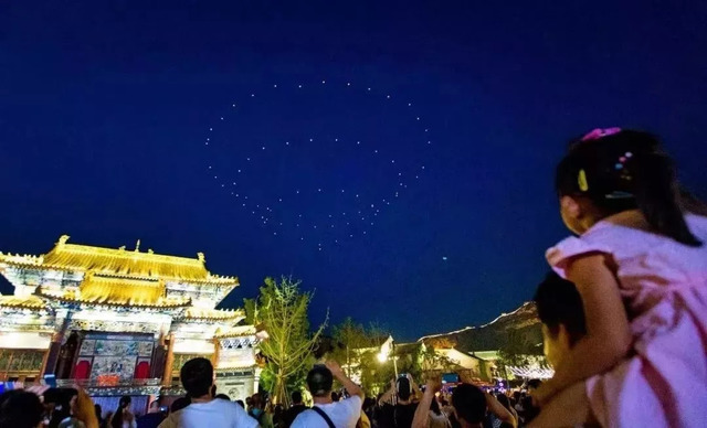 無(wú)人機(jī)孔明燈